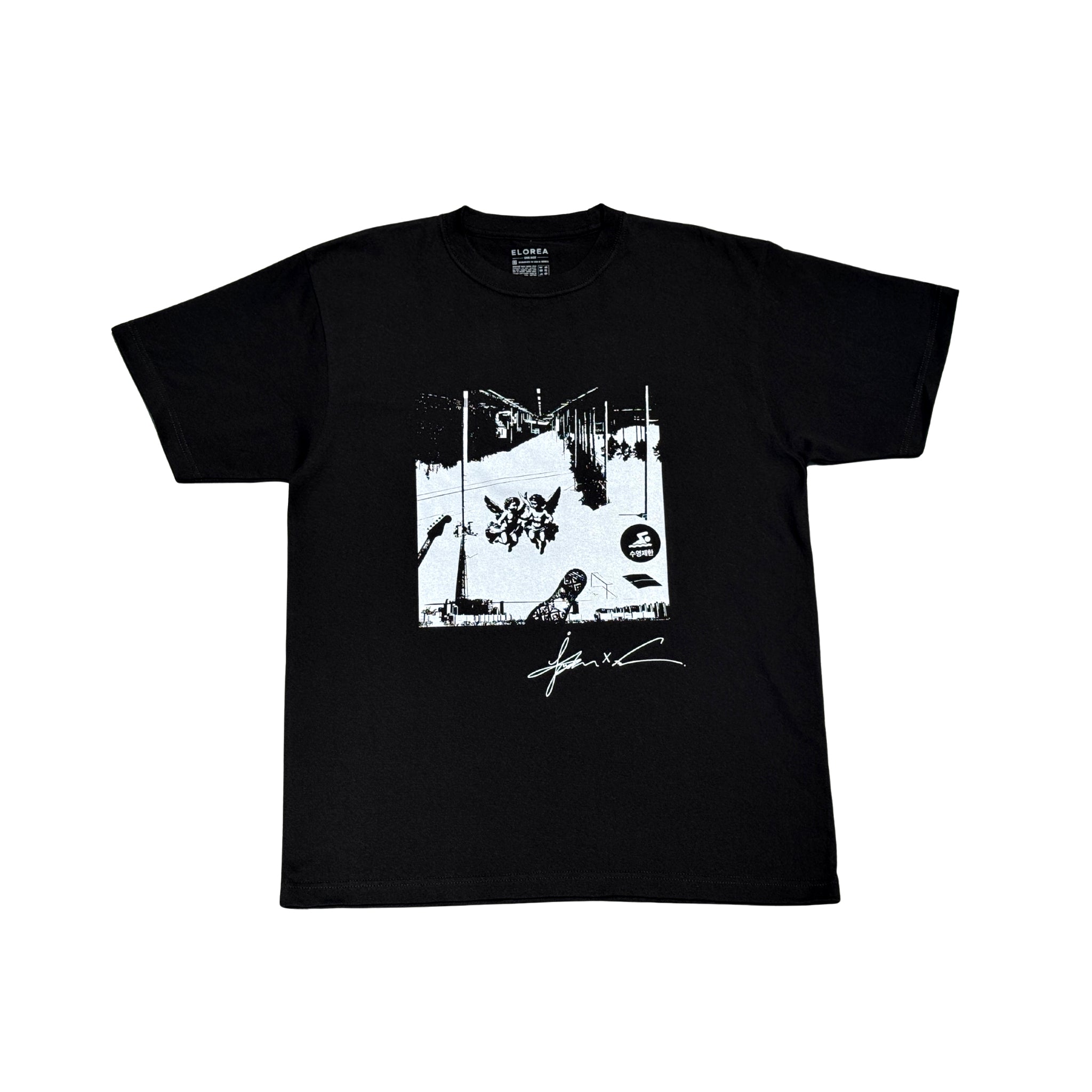 향수: Nostalgia T-Shirt - White & Black